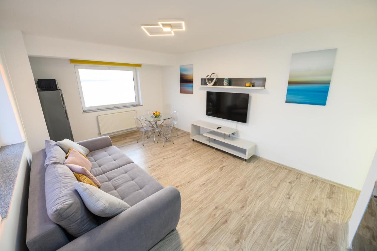 Sunset Lake Apartament Мамая Экстерьер фото